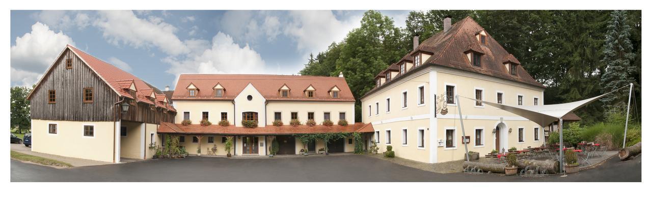 Landhotel Kahrmuehle Pressath Eksteriør bilde